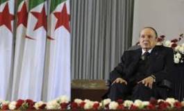 Bouteflika préside son premier Conseil des ministres de l'année