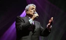 Le chanteur Enrico Macias hospitalisé à Paris