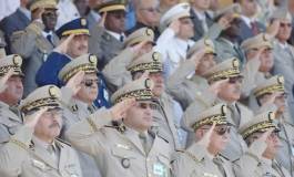 11 autres généraux limogés par le général-major Athmane Tartag, patron du DRS