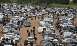 Oran : les habitants des Castors dénoncent le marché informel de voitures de leur quartier