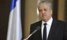 La pétition contre les violences à l'égard des femmes remise à M. Abdelmalek Sellal