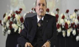 Doustour 2016 : Bouteflika institutionnalise la médiocratie