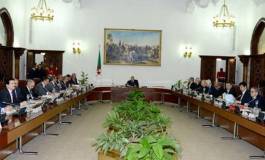 Le Conseil des ministres approuve l'avant-projet de constitution