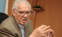 Le général Nezzar au tribunal, mais pas encore du bon côté