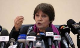 Le smartphone de Feraoun et le tableau noir de Benghebrit