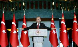 Erdogan accuse l'Occident de soutenir le "terrorisme" et les putschistes