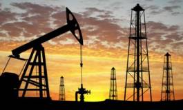 Le cours du baril de pétrole continue de baisser en Asie