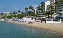 LDH : le maire de Cannes interdit la baignade et baigne dans la haine religieuse