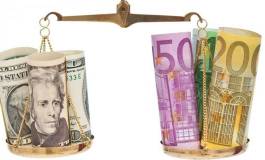 L'euro retombe à ses plus bas niveaux depuis 14 ans face au dollar