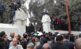 Une foule immense à l'enterrement d'Amar Ezzahi (Images)