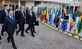 Forum : la dernière charlatanerie d'Alger !