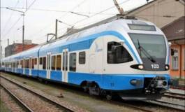 El Bayadh : une ligne de chemin de fer et une desserte aérienne