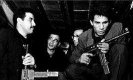 Un absent dans l’album photo du pays et de sa carte d’identité !