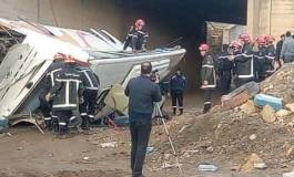 5 morts et 30 blessés dans le renversement d'un car de voyageurs à Medéa