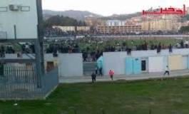 Graves violences au stade de l’Unité Maghrébine de Béjaïa (vidéo)