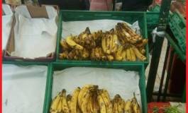 Tebboune crée le désordre: la banane à 900 DA et l’ail à 1600 DA le kilo !