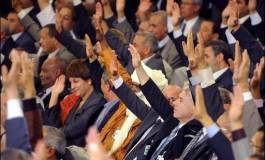 Les primes, les privilèges et les salaires alléchants de nos députés