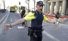 Une camionnette fonce sur la foule à Barcelone : 13 morts au moins