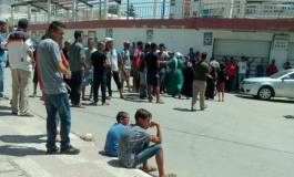 Rassemblement des demandeurs de logement devant la daïra de Tiaret