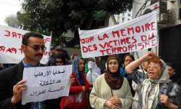 Quand l’image aiguise les couteaux qui tuent les Algériens