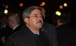 Ahmed Ouyahia : j’y suis, j’y reste !!!