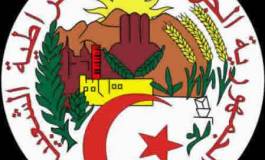 Le première des décisions que devraient prendre les initiateurs d'une nouvelle république, c'est d'effacer cette tromperie sur la démocratie dans notre pays.