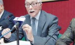 Ali Yahia Abdennour : "Le président Bouteflika se dope"