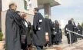 Les avocats marchent à Alger