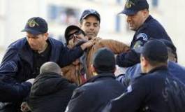 Arrestations massives de chômeurs lors d'un rassemblement à El-Mouradia