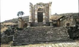 Non à une structure moderne près du site de Djemila