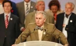 Consultations : Sid Ahmed Ghozali en appelle au "pouvoir apparent" et au "pouvoir caché"