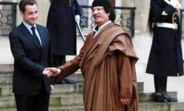 Pour la France, "Kadhafi est fou"
