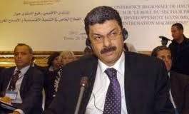 "Non,  Monsieur le ministre  des Finances, le déficit budgétaire est de 33,9%, non de 10%"