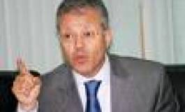 Benbouzid accuse un clan de manipuler les lycéens