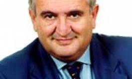 Jean-Pierre Raffarin devient le Monsieur Algérie pour Sarkozy