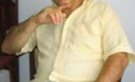 Aux pieds-noirs, victimes du colonialisme