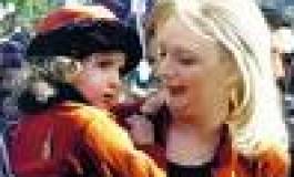 Kadhafi achète une résidence à Malte pour  Souha Arafat