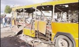 Nouveau bilan du double attentat : 72 morts, essentiellement des passagers d'un bus d'étudiants