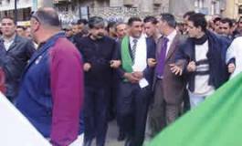 Marche du FFS à Tizi Ouzou : l'Algérie est « otage d'une organisation mafieuse qui fait office d'Etat »