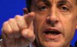 Un député  suspendu de l'UMP pour avoir critiqué les propos de sarkozy sur la colonisation