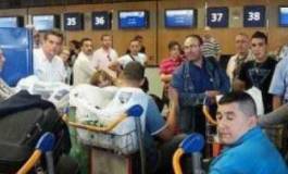 A Orly, les passagers d’Air Algérie laissent éclater leur colère