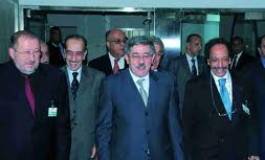 Quel impact à la réunion gouvernement algérien-UGTA-patronat ?