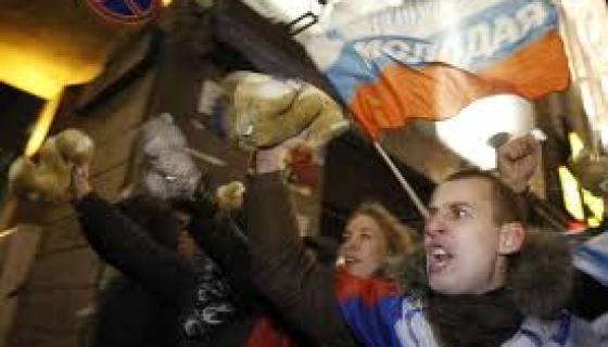 Russie : la police interpelle plusieurs manifestants à Moscou et St-Pétersbourg