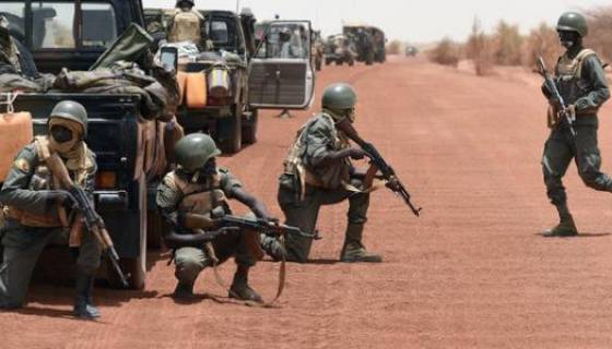 Une dizaine de militaires tués au centre du Mali