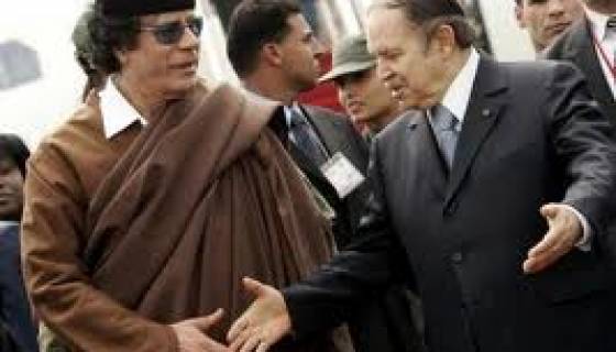 Bouteflika semble avoir lâché Khaddafi