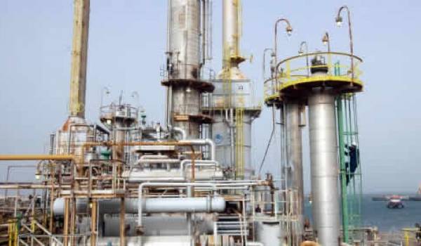 L'UE instaure un embargo de fait sur le gaz et le pétrole libyens