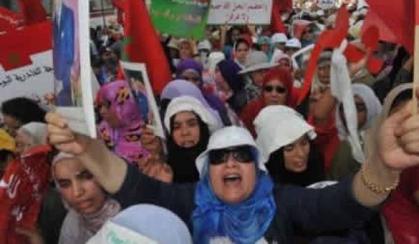 Référendum au Maroc: partisans et opposants par milliers dans la rue