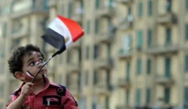 Egypte: affrontements au Caire malgré des promesses de démocratie de l'armée