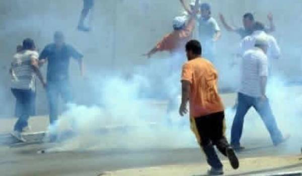 Tunisie: les violences visent à empêcher les élections estime le Premier ministre
