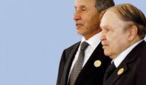 Moustapha Abdeldjalil et Abdelaziz Bouteflika.